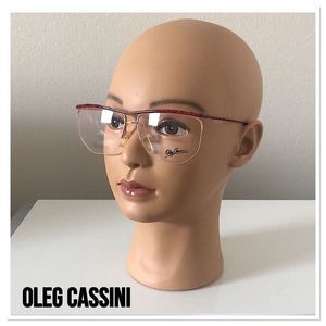 🆕 Oleg Cassini Red Vintage Frame💥